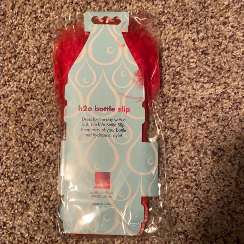H2O bottle slip